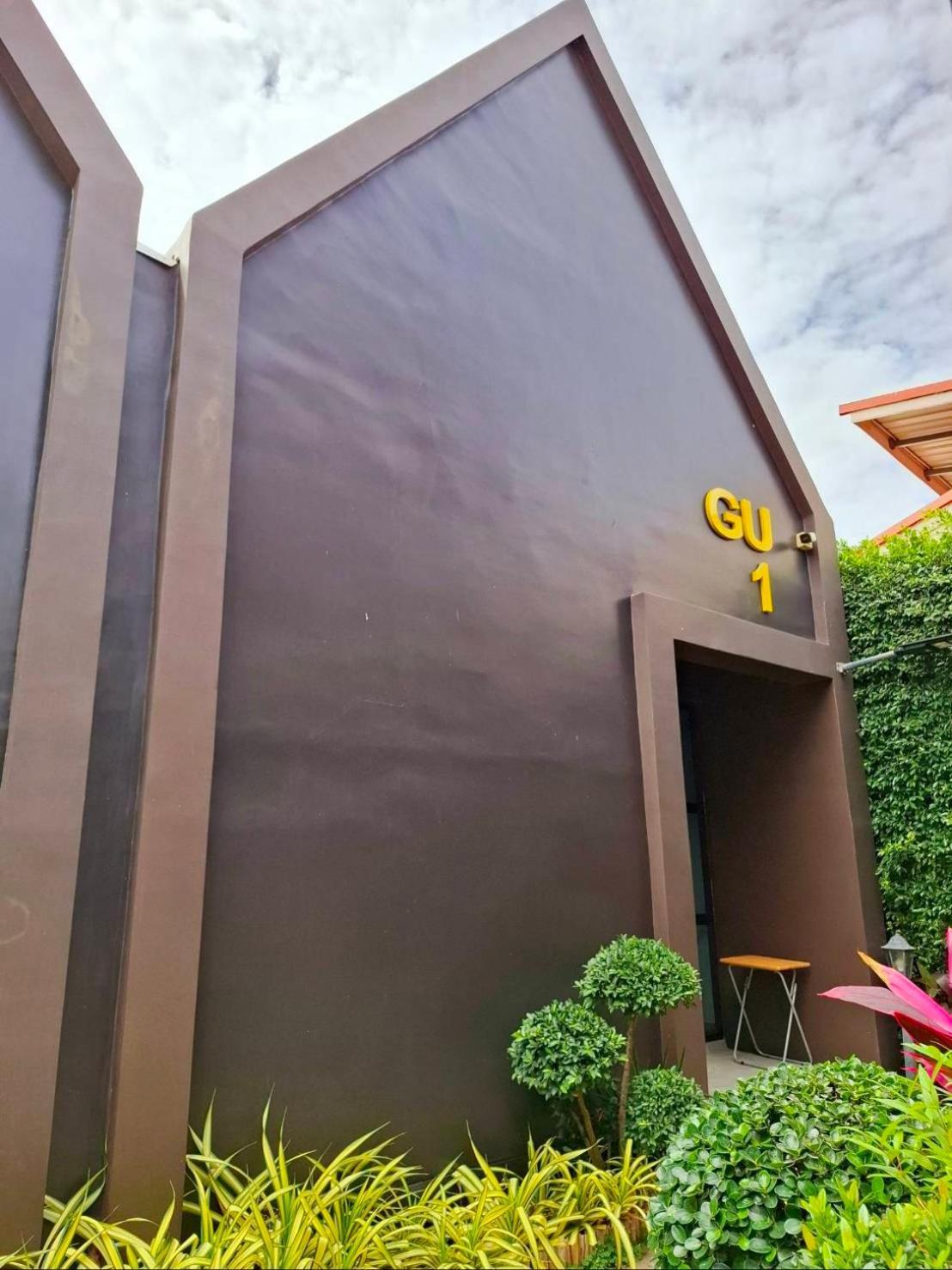 Sawasdee​ Buriram​ Resort Bagian luar foto