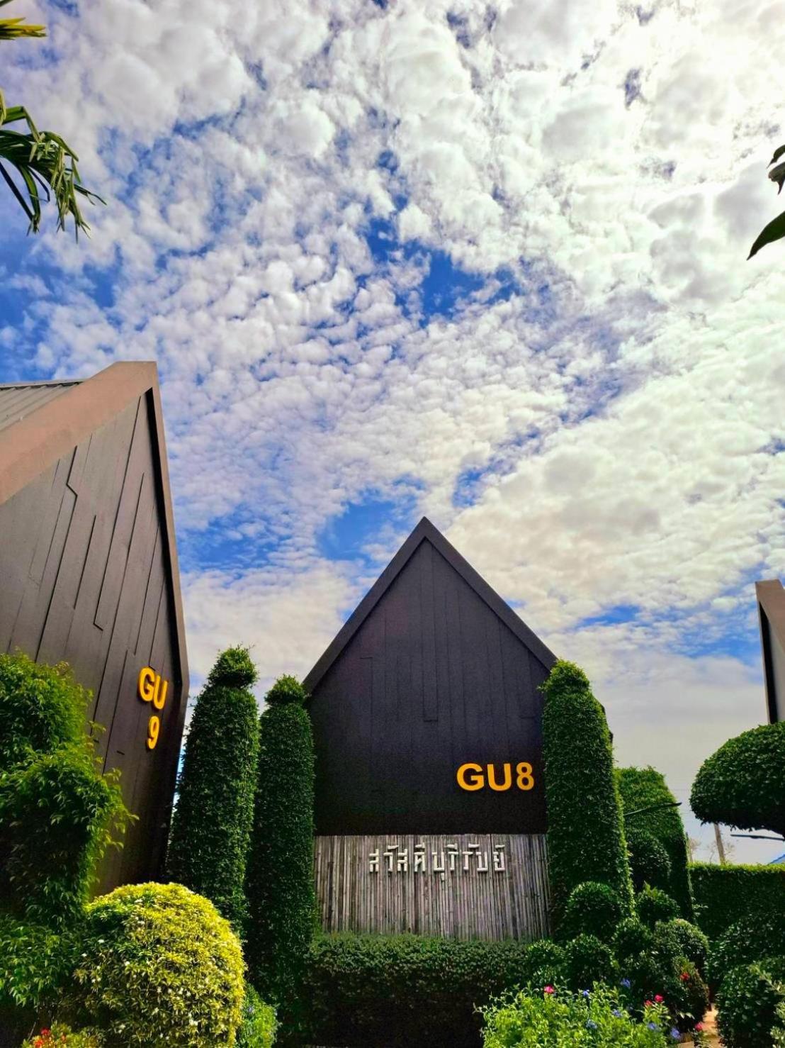 Sawasdee​ Buriram​ Resort Bagian luar foto