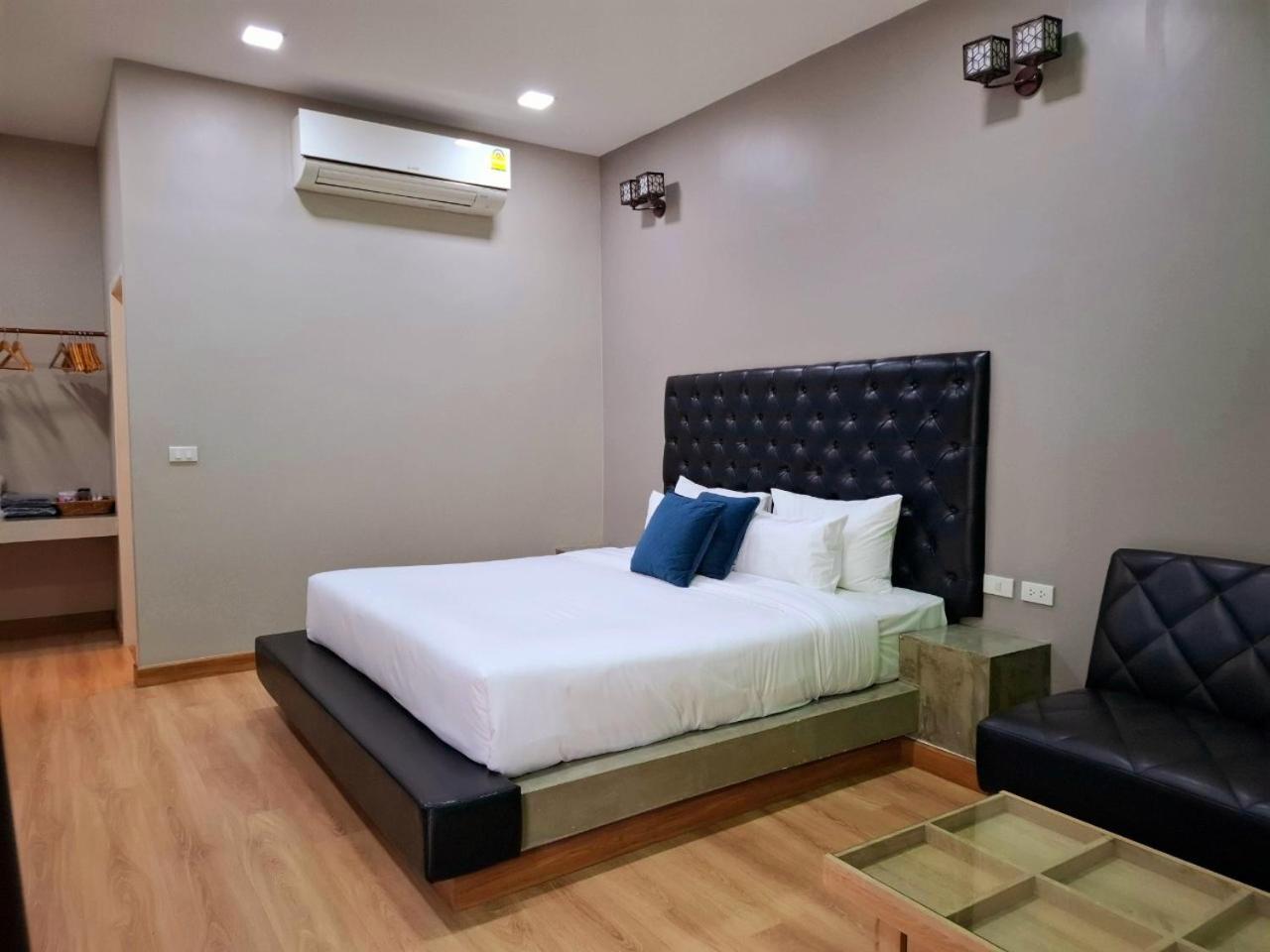 Sawasdee​ Buriram​ Resort Ruang foto
