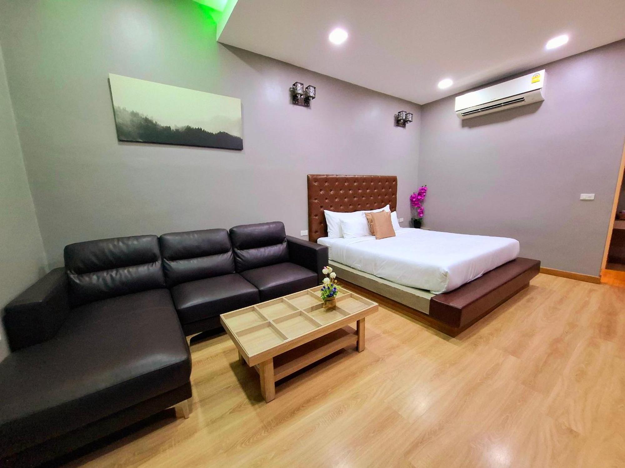 Sawasdee​ Buriram​ Resort Ruang foto