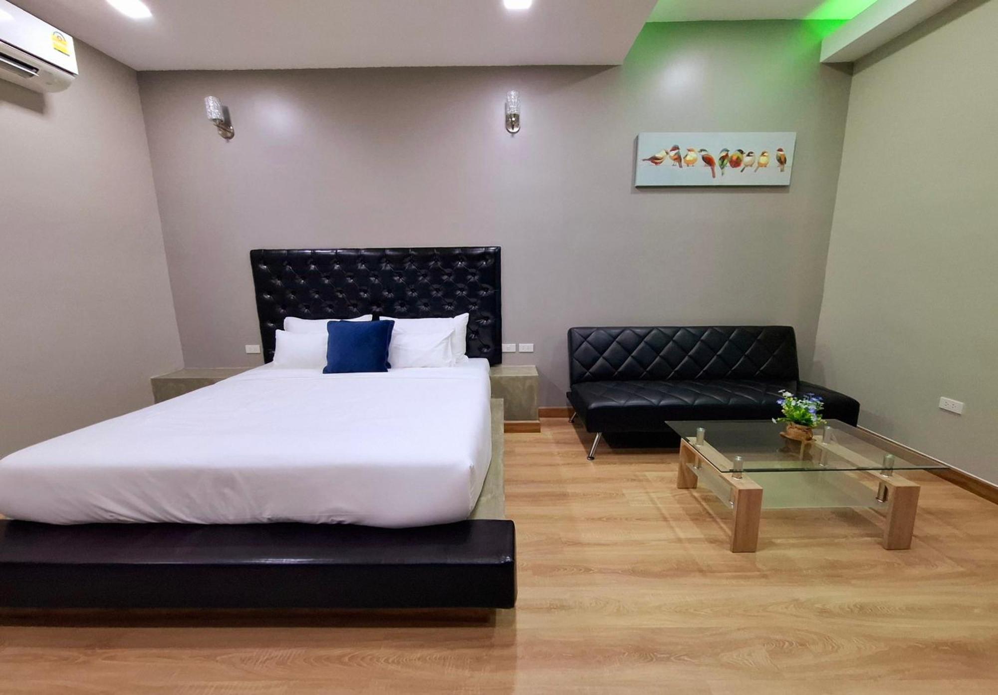 Sawasdee​ Buriram​ Resort Ruang foto